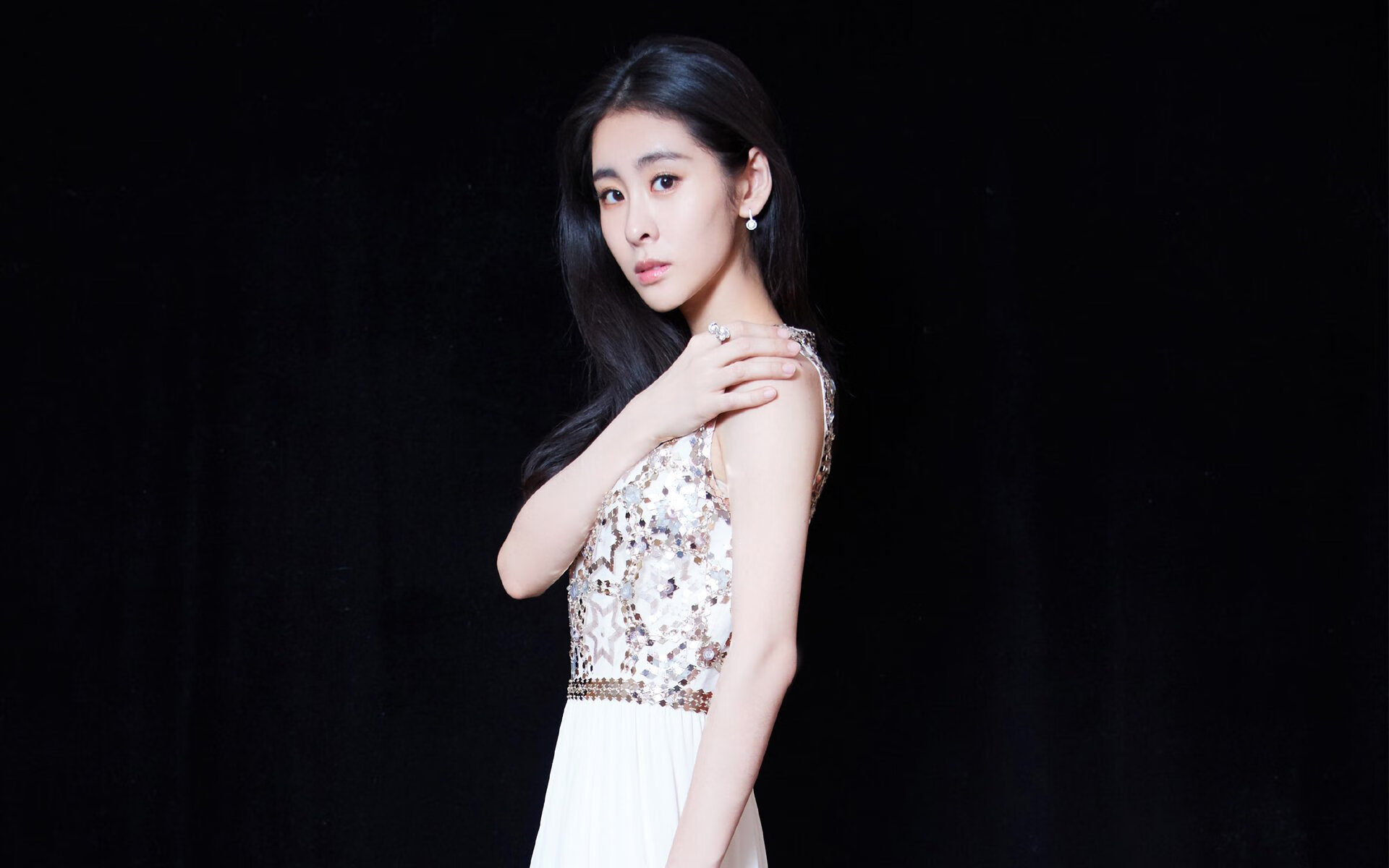 B体育-丁浩在“湾区杯”围棋大棋士赛中表现出色，围棋选手丁浩