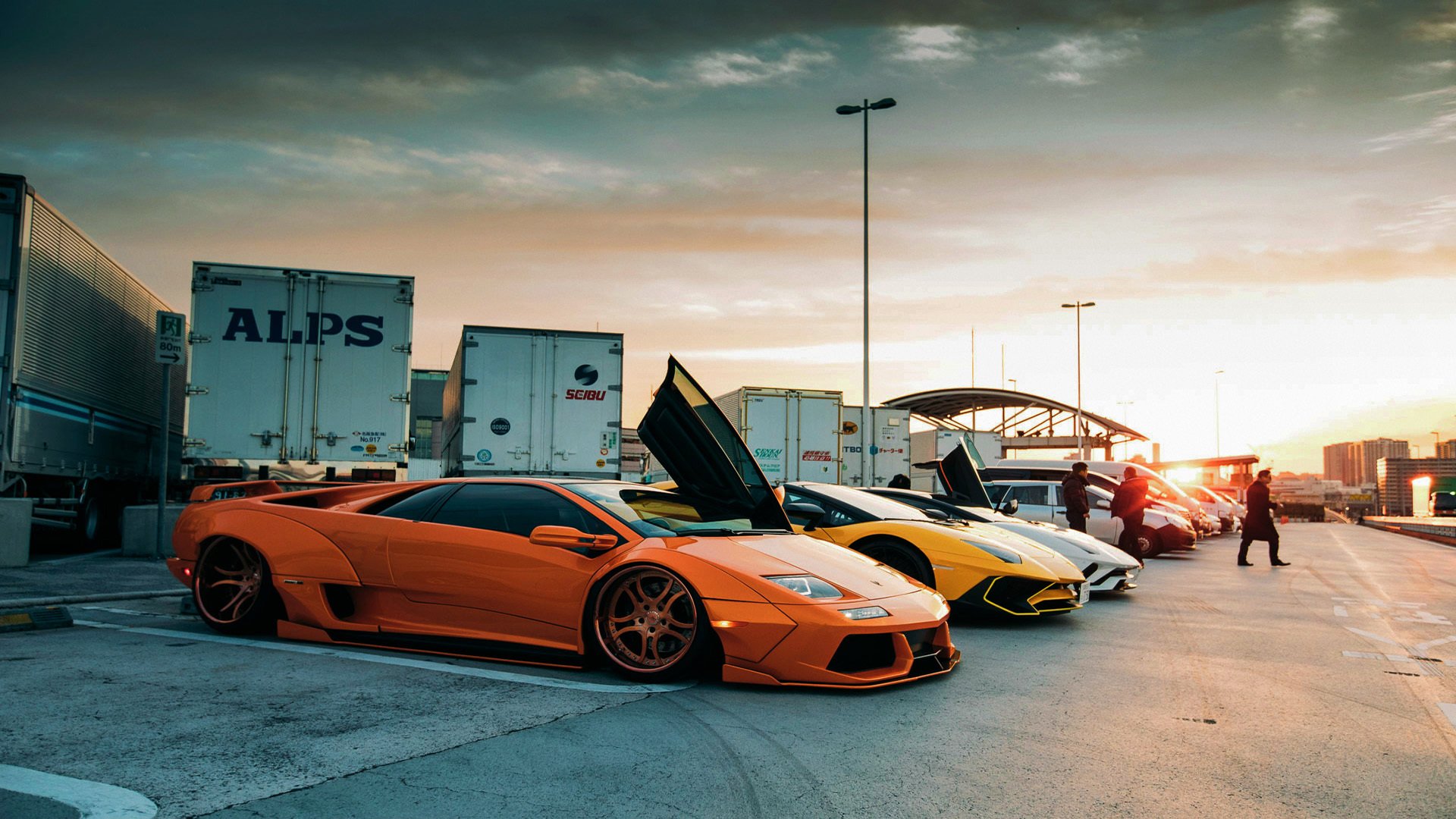 冠军系列赛展现中国篮球运动的蓬勃发展，篮球比赛勇夺冠军