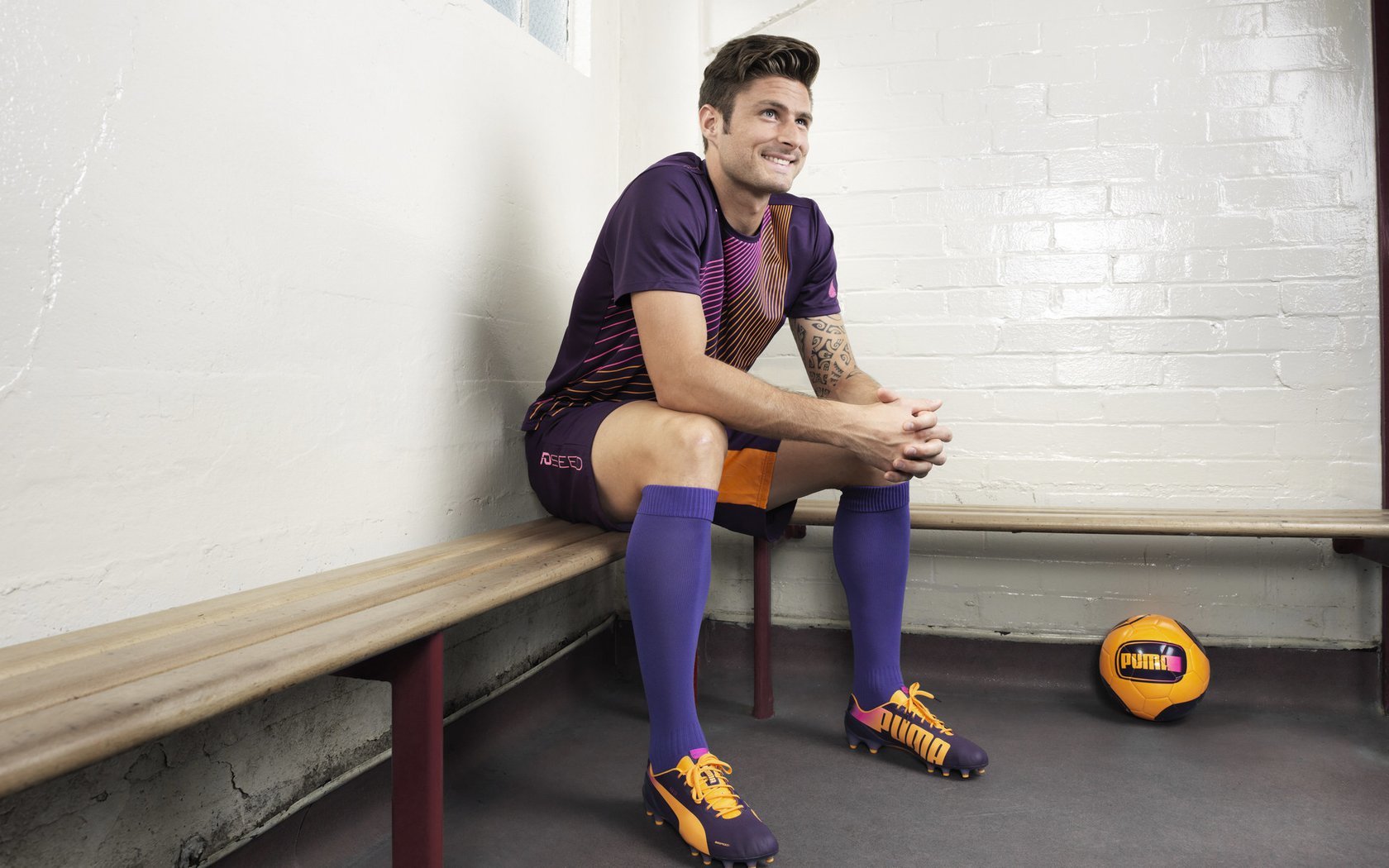 纽卡斯尔遭遇失利，保级前景黯淡，纽卡斯尔联什么水平