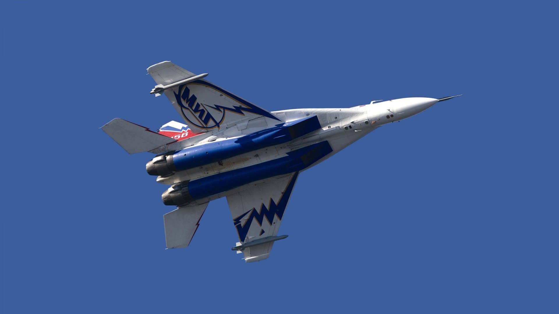 B体育下载-德甲火力全开：攻势凌厉，氛围火爆！，德甲推荐