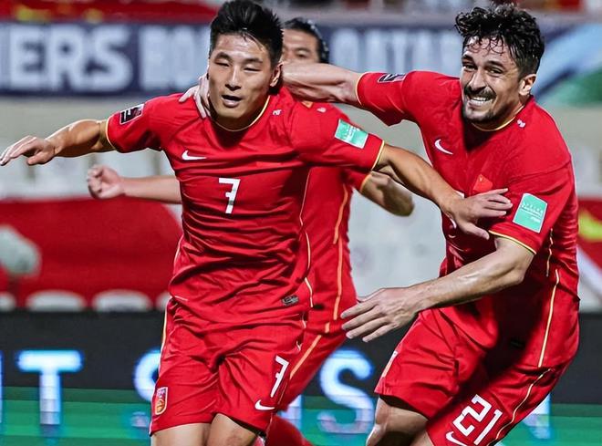 B体育APP:中国足球留洋球员：在欧洲联赛获得稳定出场时间，表现可圈可点的简单介绍