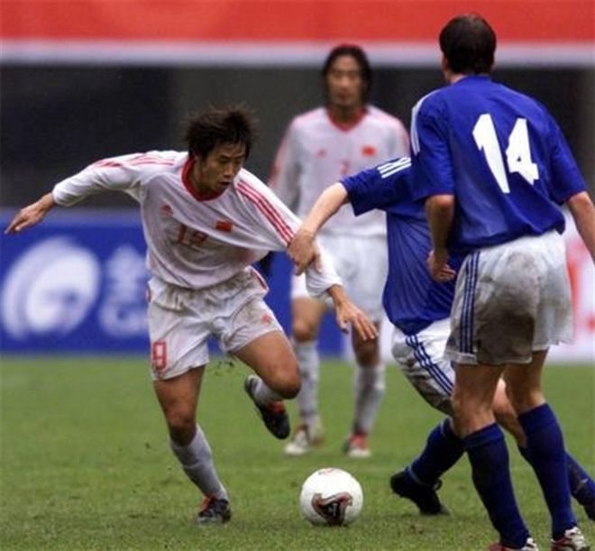 b体育直播-B体育APP：国足新帅李铁首次新闻发布会，豪言冲击世界杯的简单介绍